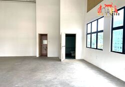 Century Warehouse (D5), Factory #447353941